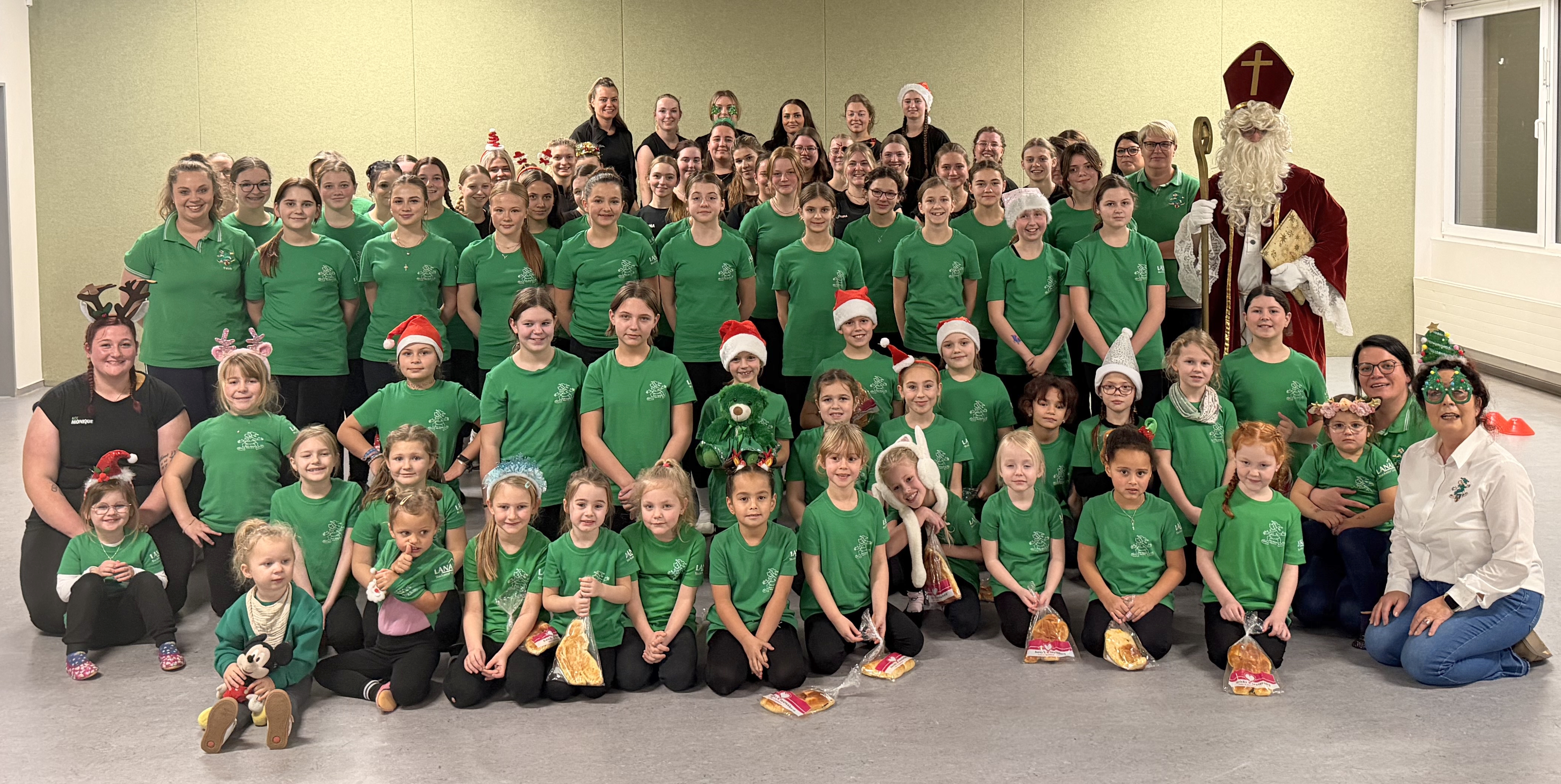 2025 12 10 Nikolaus KCC Tanzsportabteilung 02